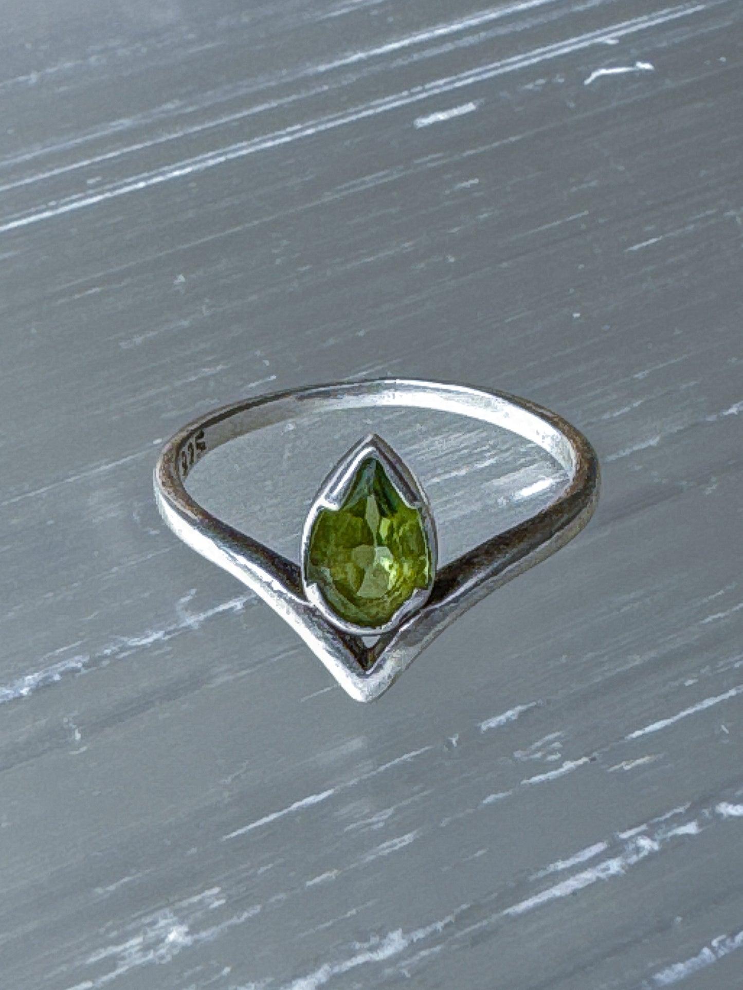 Verdant Flame Peridot Ring